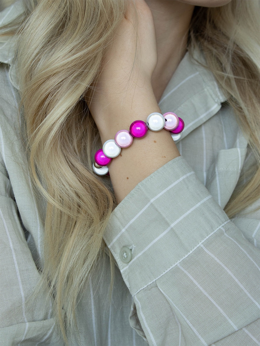 Sunny Touch Pearl Bracelet